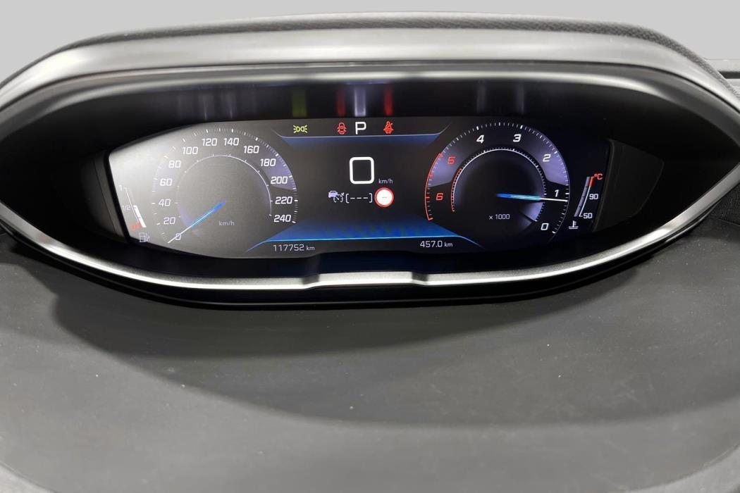 PEUGEOT 5008 2022