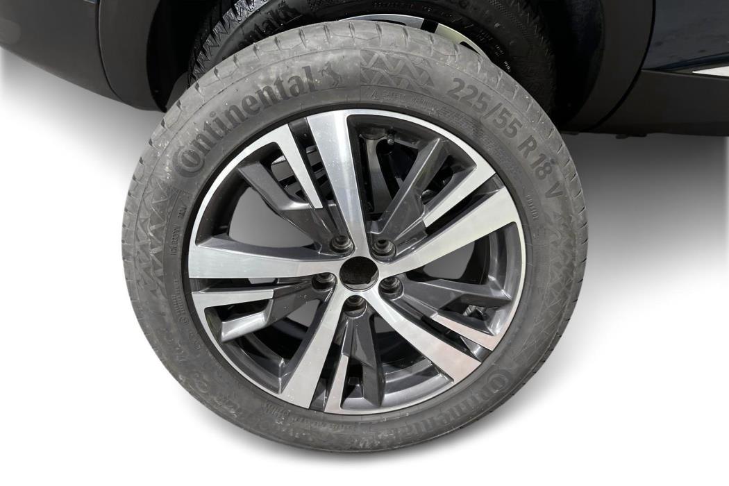 PEUGEOT 5008 2022
