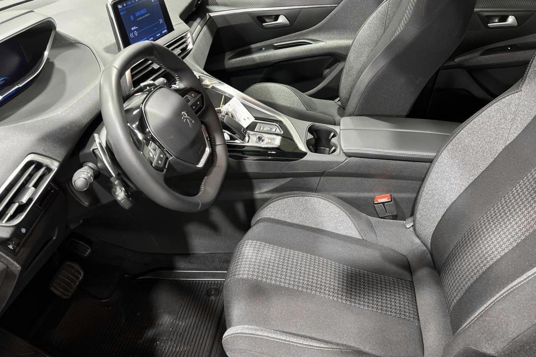 PEUGEOT 3008 2022
