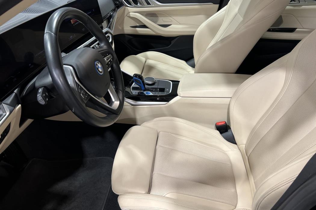 BMW i4 2023
