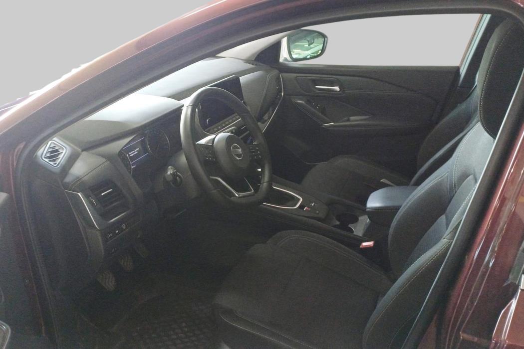 NISSAN Qashqai 2022