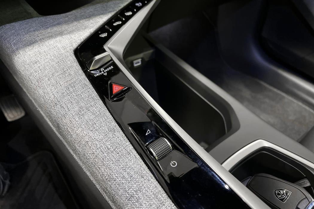 PEUGEOT 5008 2026