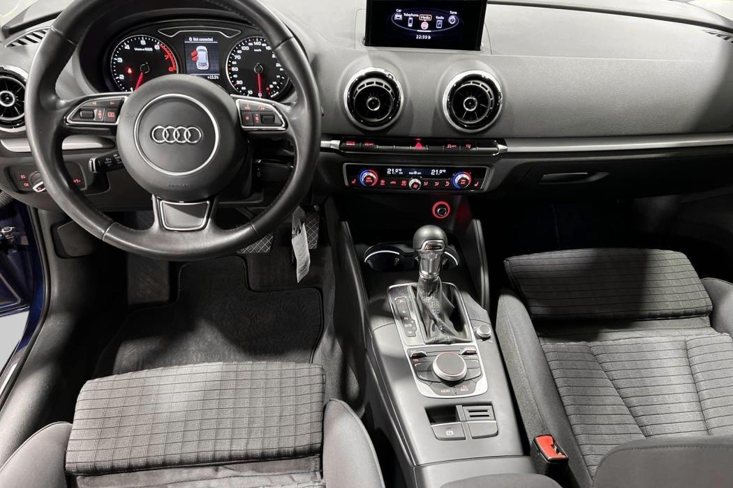 AUDI A3 2015