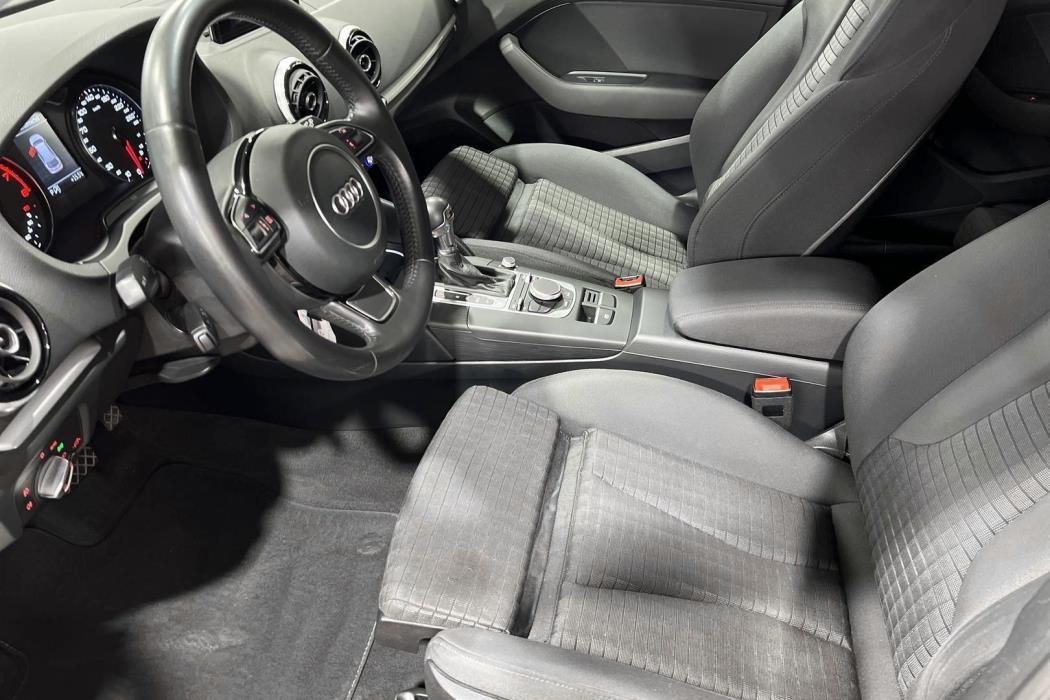 AUDI A3 2015