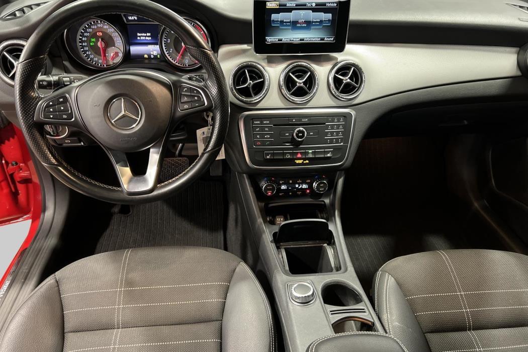 MERCEDES-BENZ CLA 2016