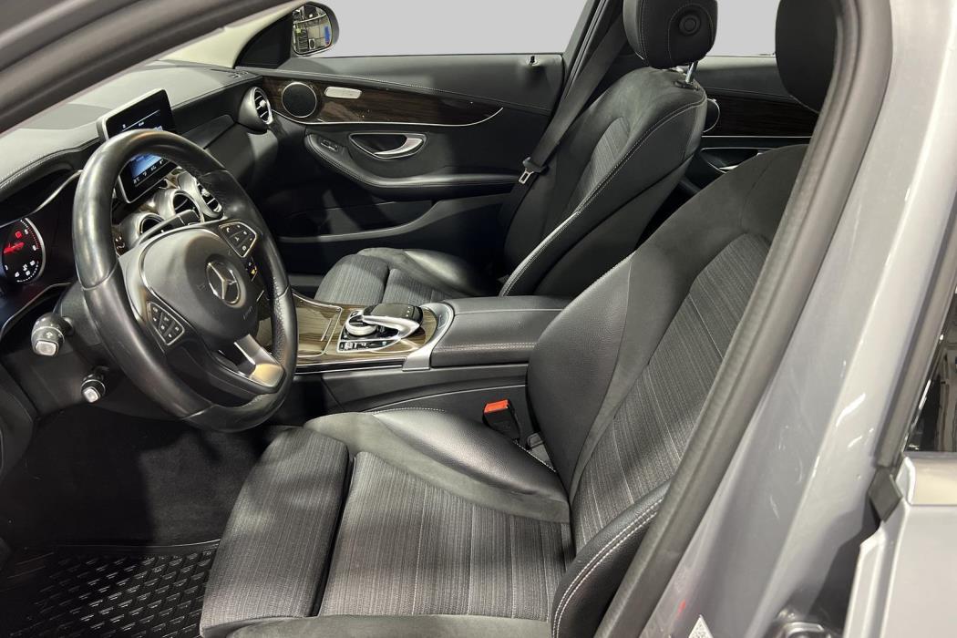 MERCEDES-BENZ C 2016
