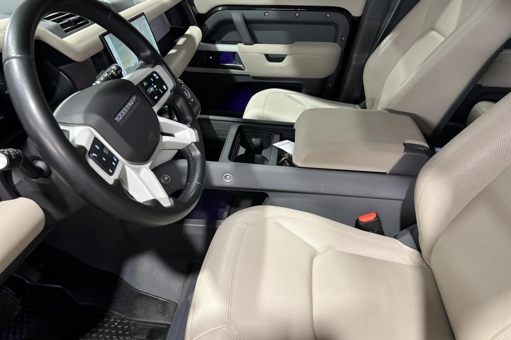 LAND ROVER Defender 2023