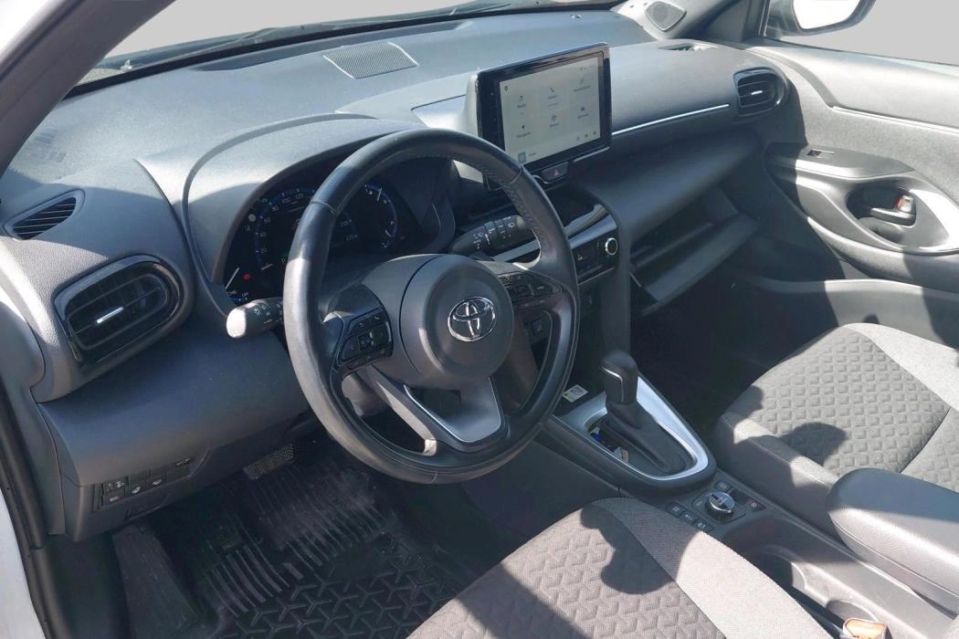TOYOTA Yaris Cross 2022
