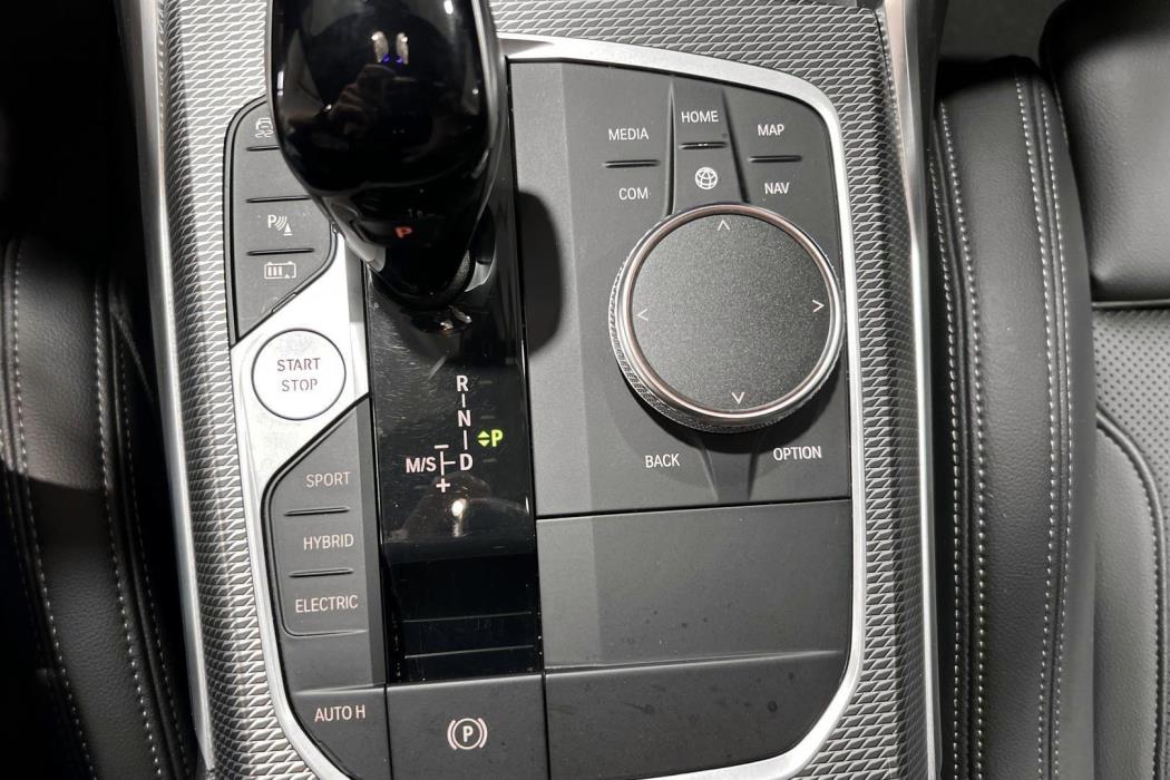 BMW 3-sarja 2022