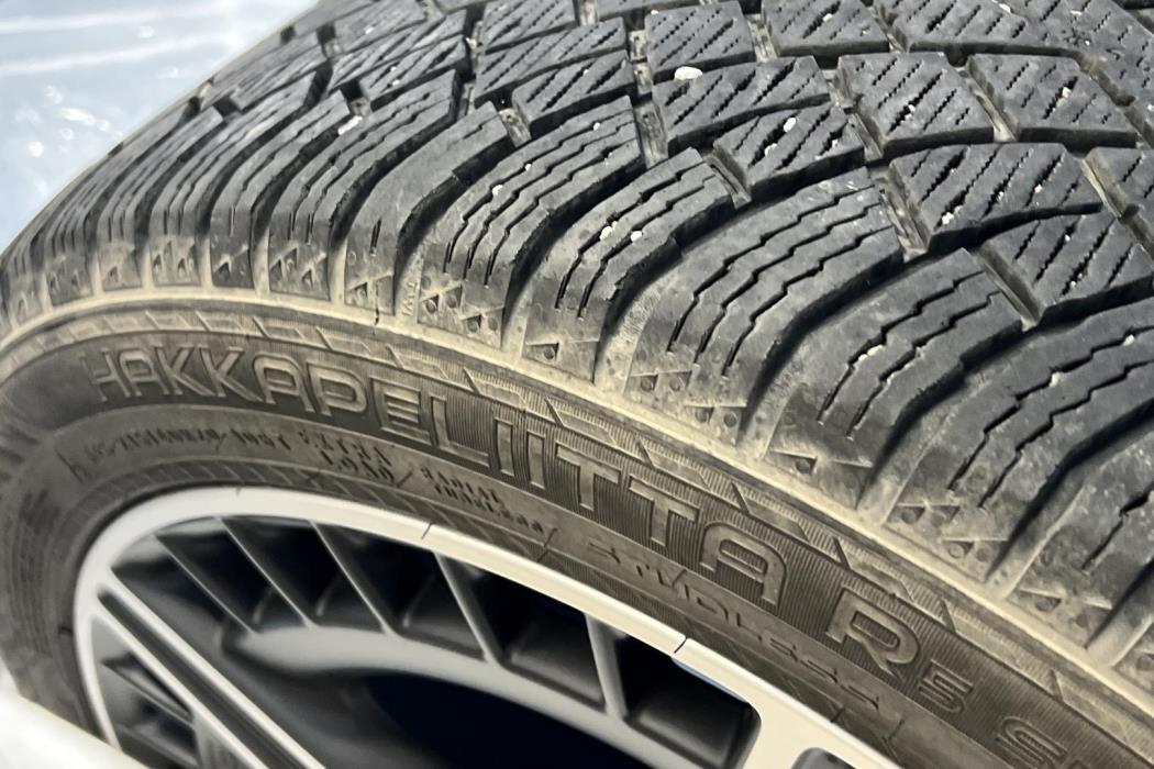 MERCEDES-BENZ EQE 2022