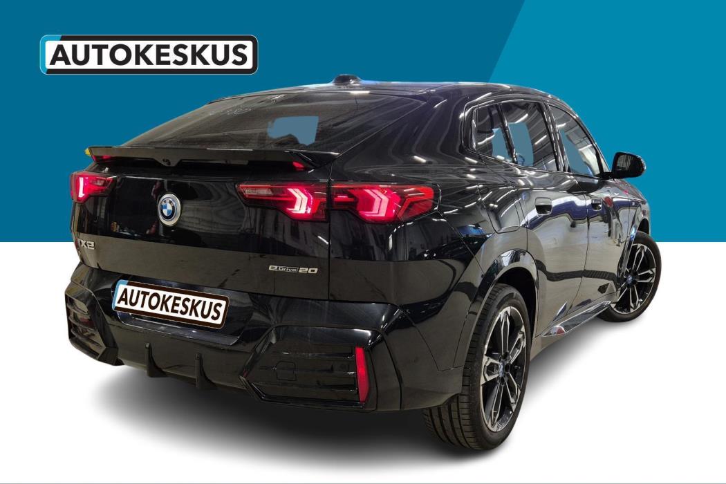 BMW IX2 2024