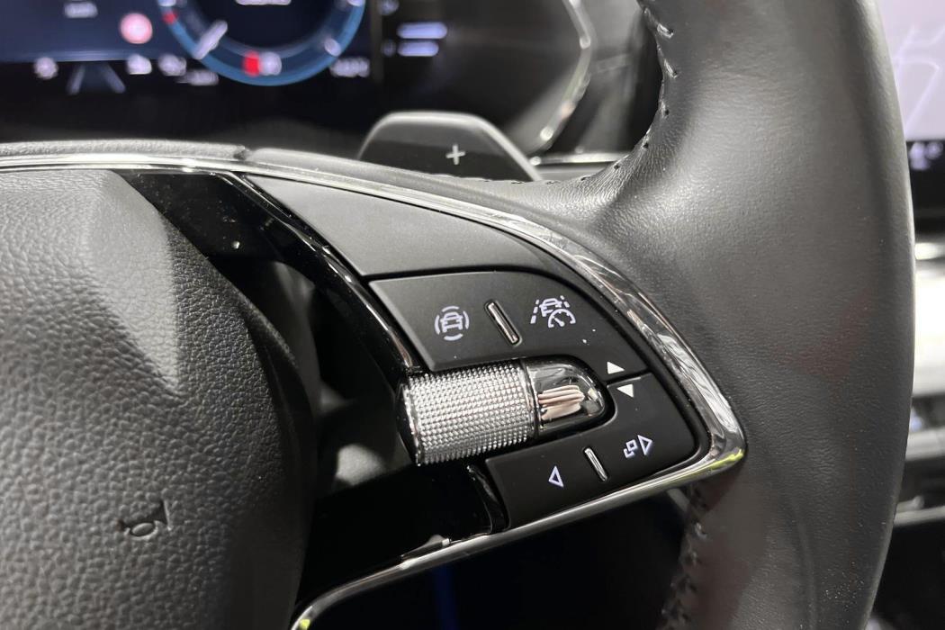SKODA OCTAVIA 2021