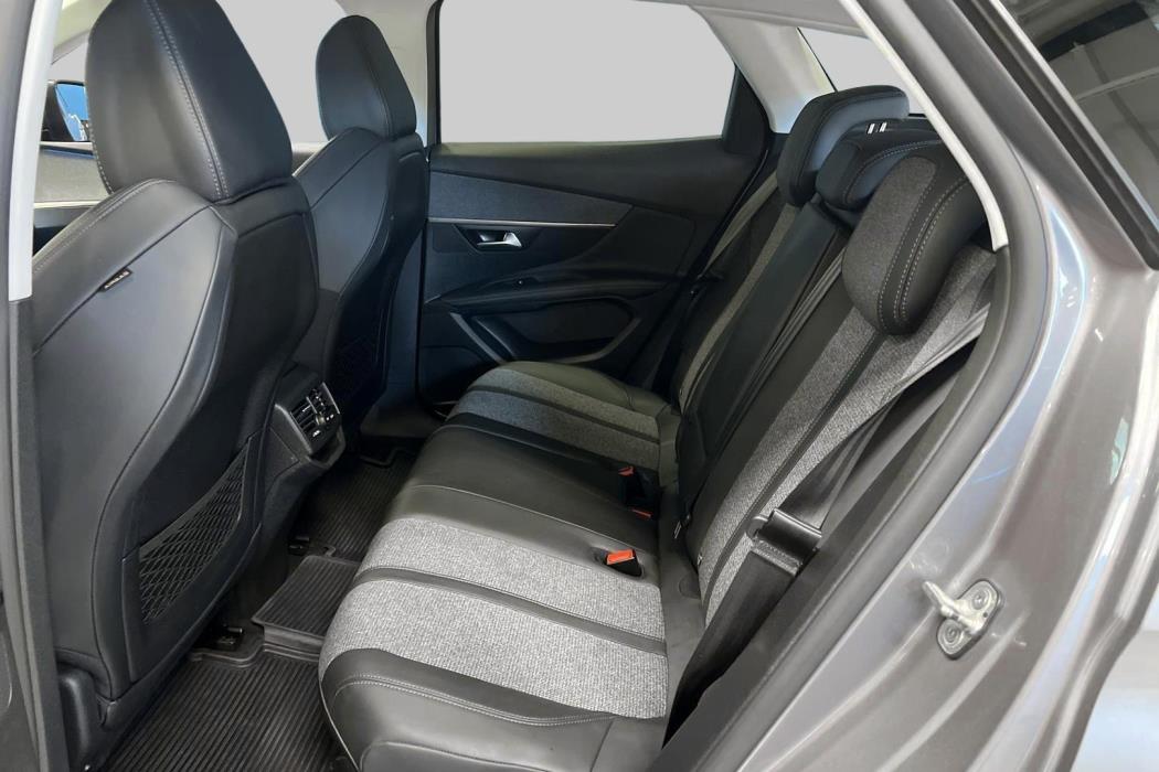 PEUGEOT 3008 2019
