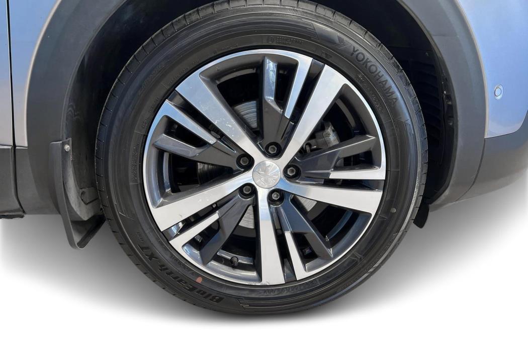 PEUGEOT 3008 2019