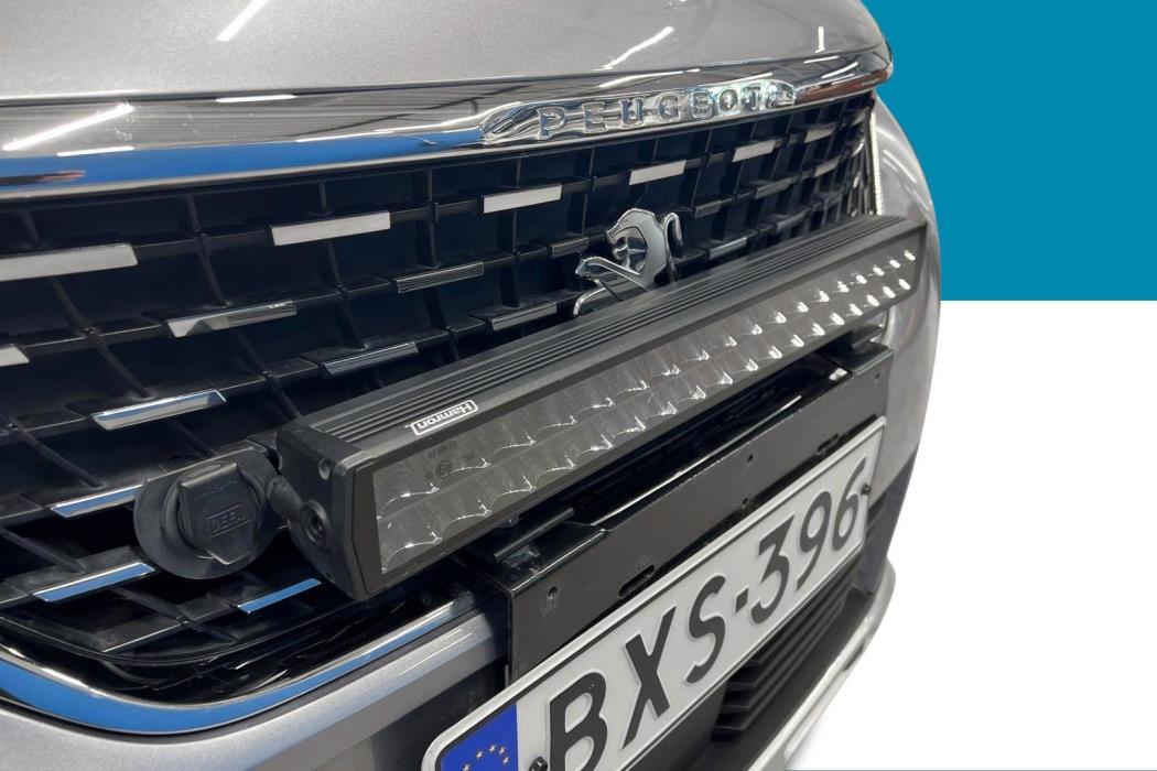 PEUGEOT 3008 2019
