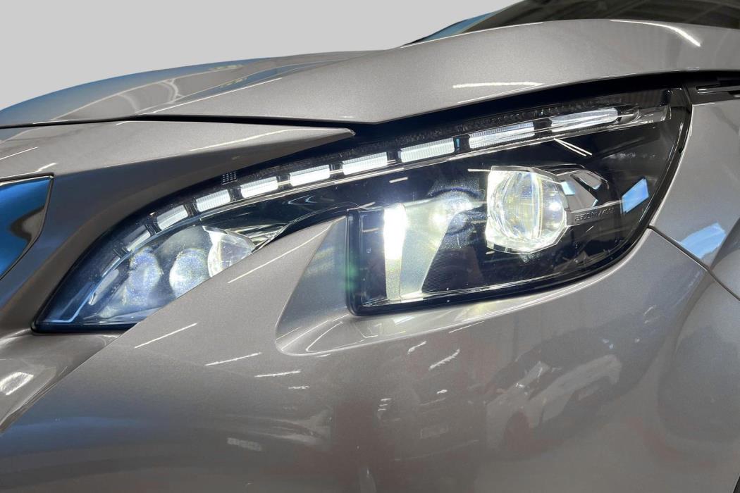 PEUGEOT 3008 2019