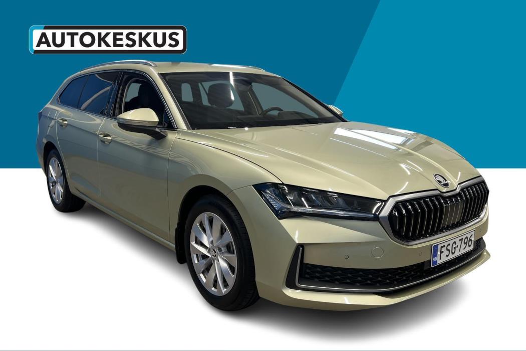 SKODA Superb 2025
