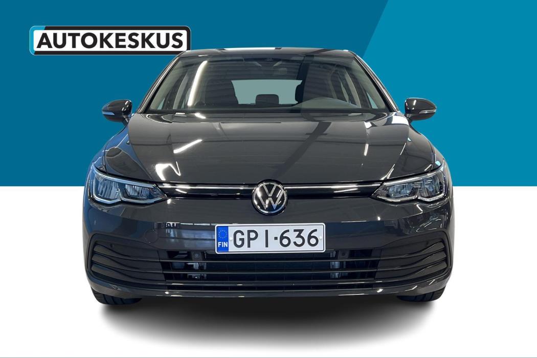 VOLKSWAGEN Golf 2023