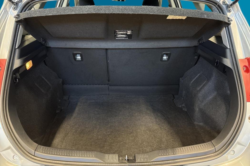 TOYOTA Auris 2014