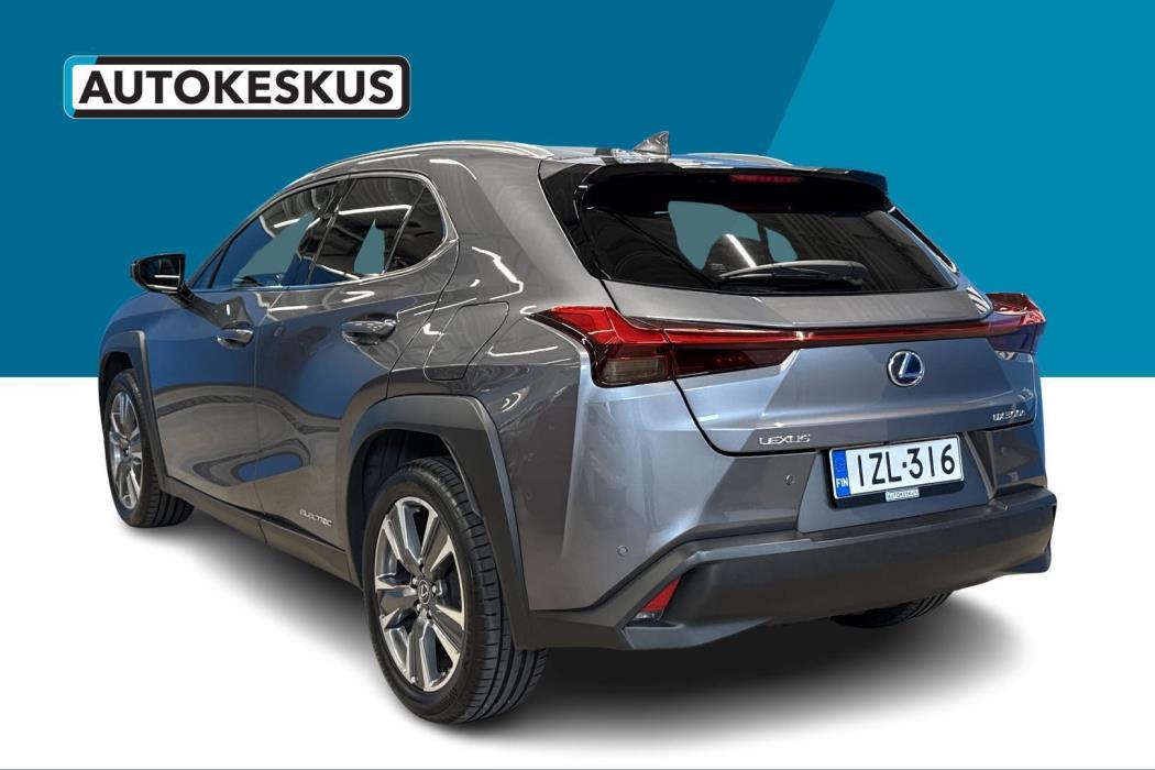 LEXUS UX 2021