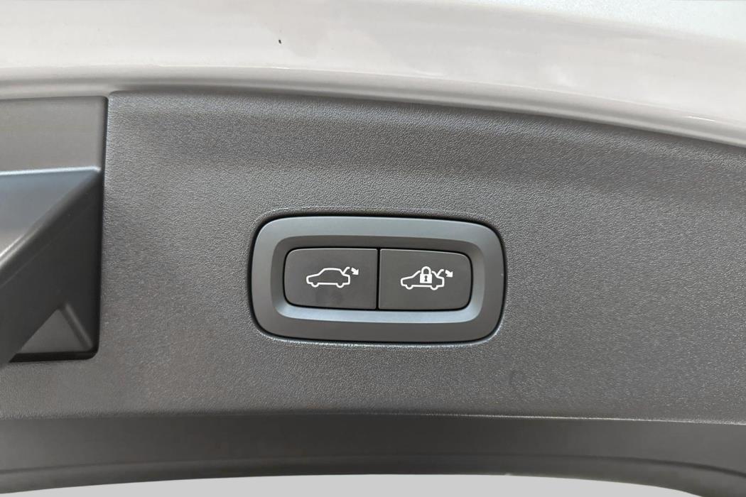 POLESTAR 2 2023