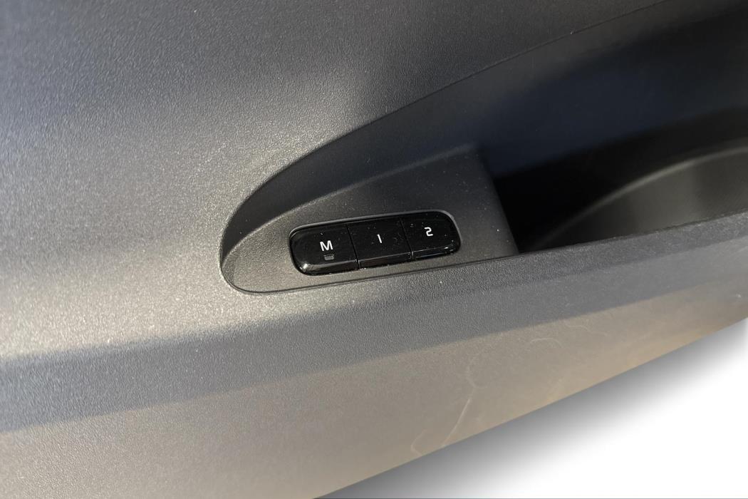 POLESTAR 2 2023