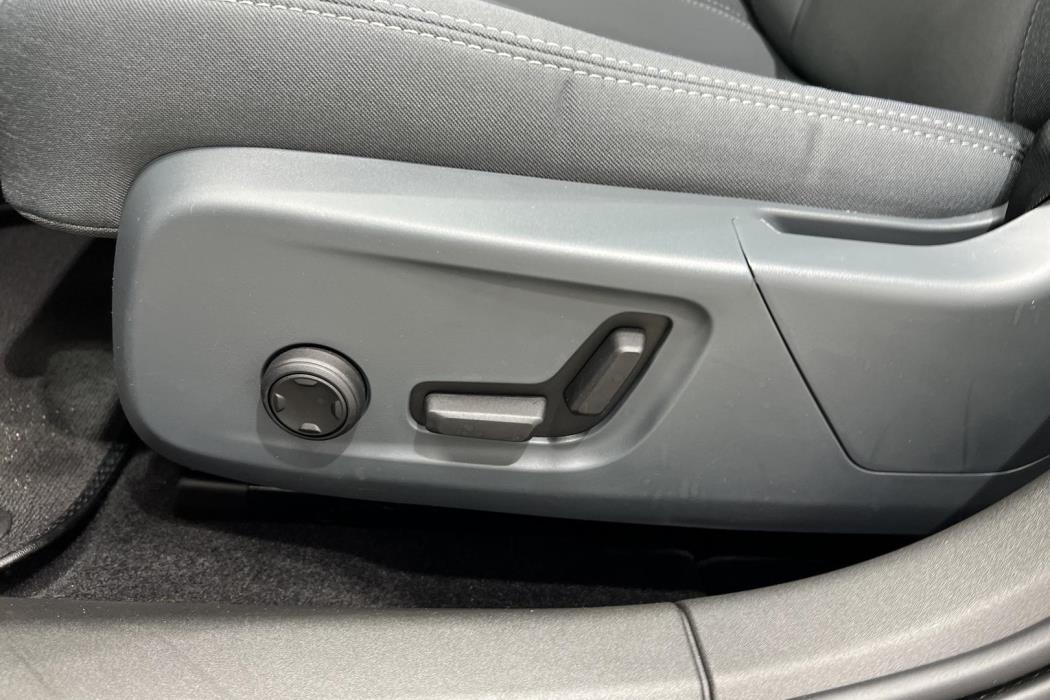 POLESTAR 2 2023