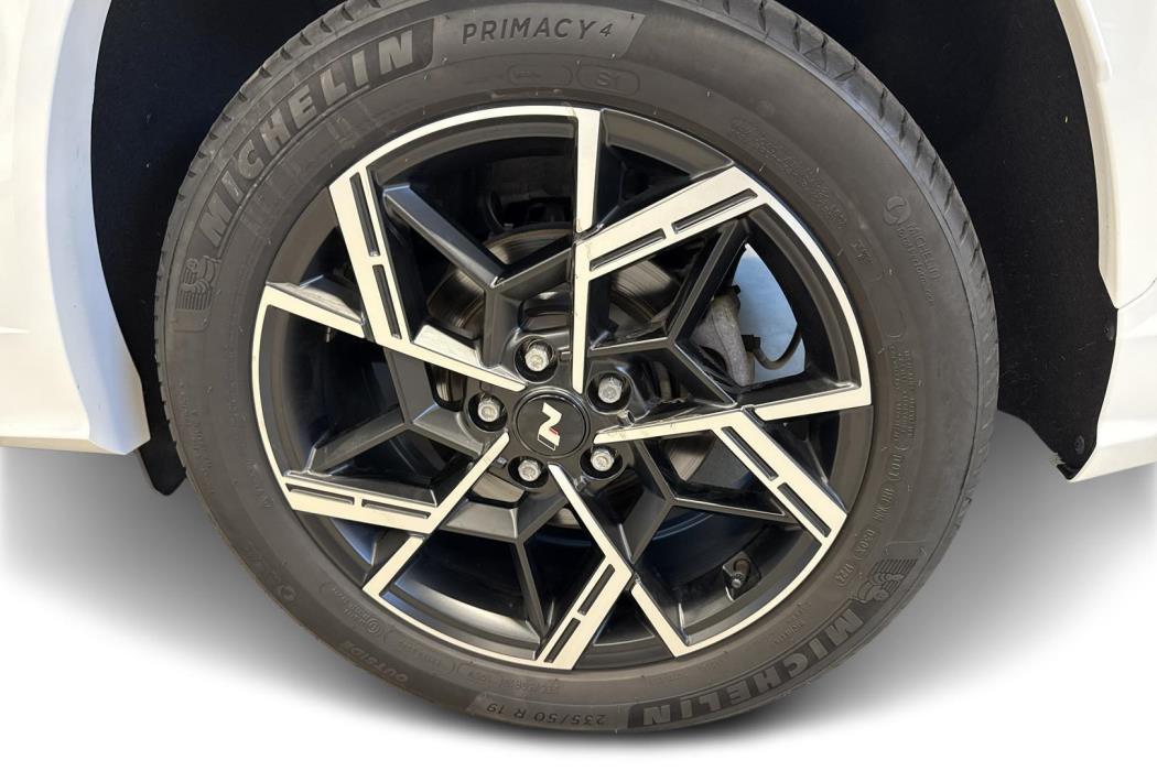 HYUNDAI TUCSON 2025
