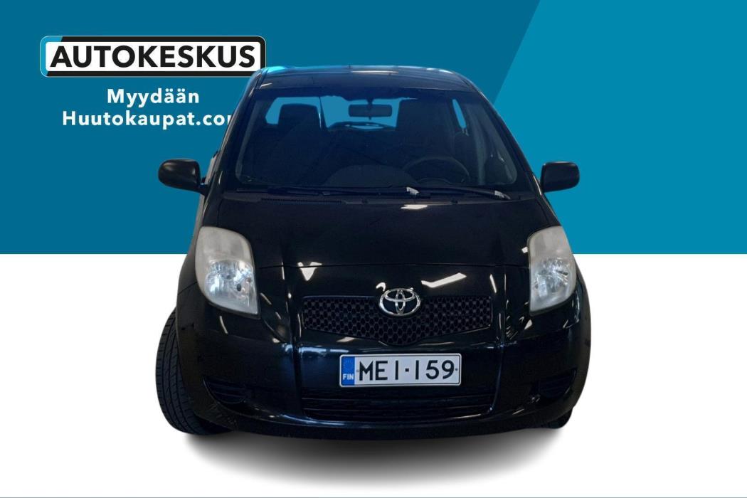 TOYOTA Yaris 2006