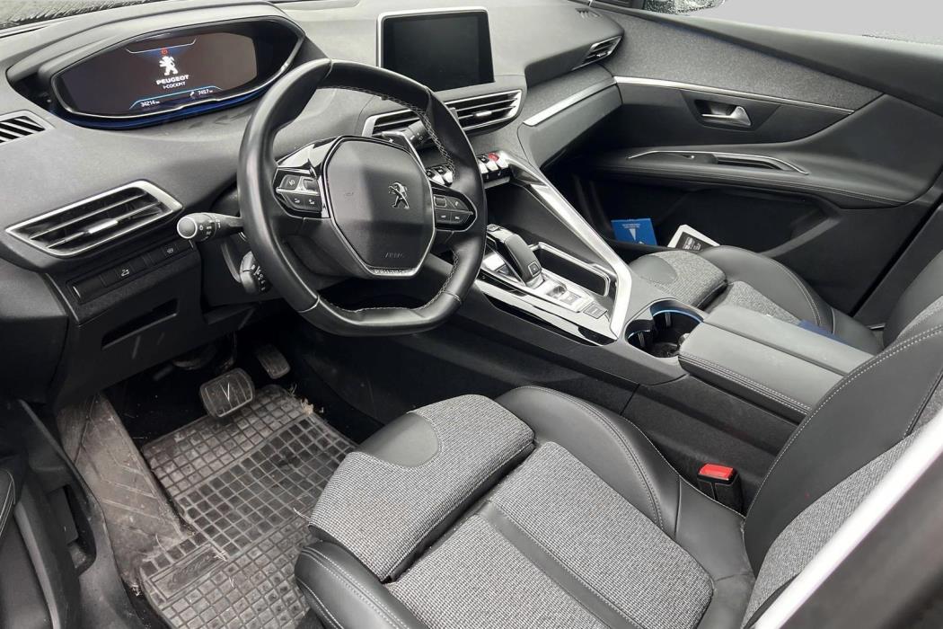 PEUGEOT 3008 2020