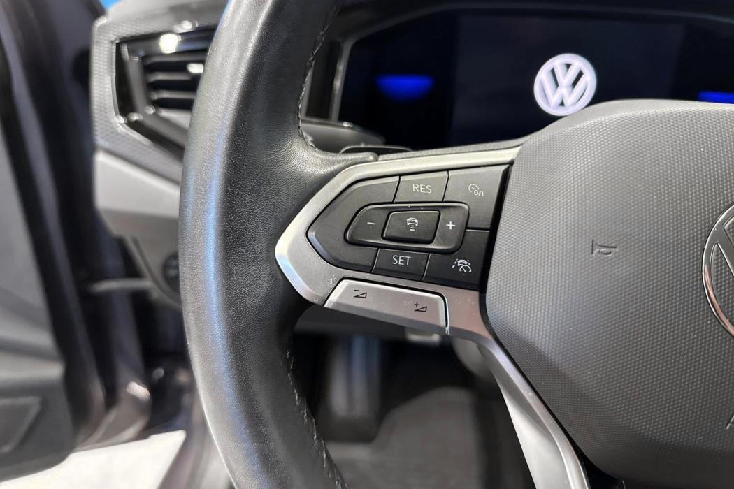 VOLKSWAGEN Polo 2022