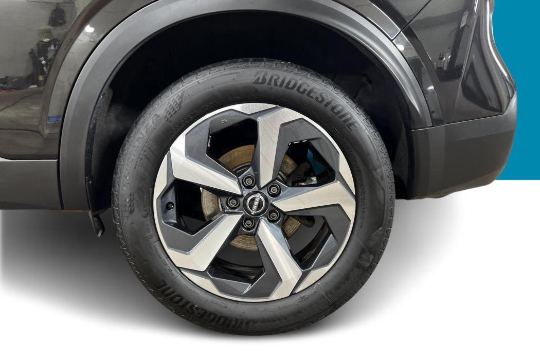 NISSAN Qashqai 2024