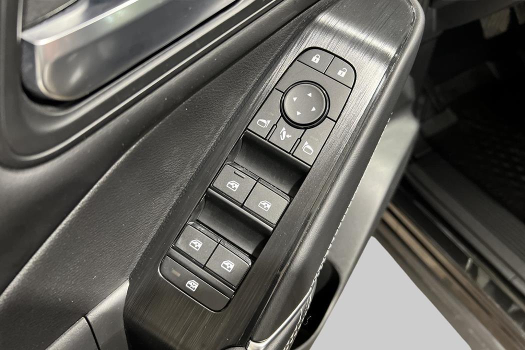 NISSAN Qashqai 2024