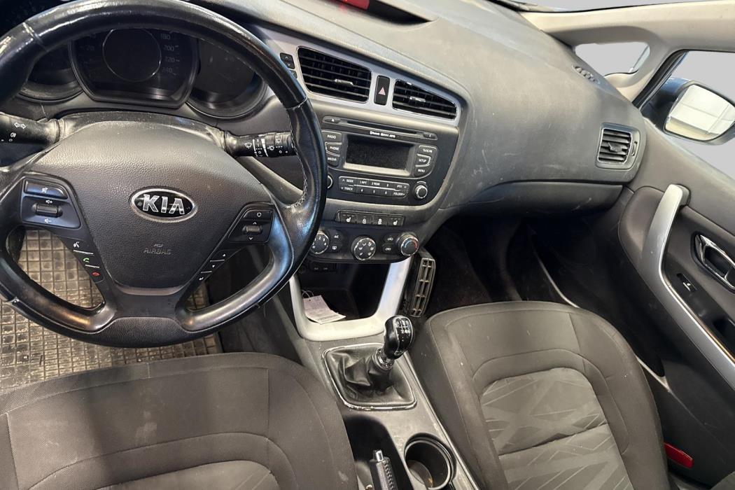 KIA cee'd 2013