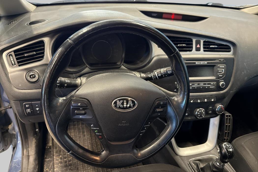 KIA cee'd 2013
