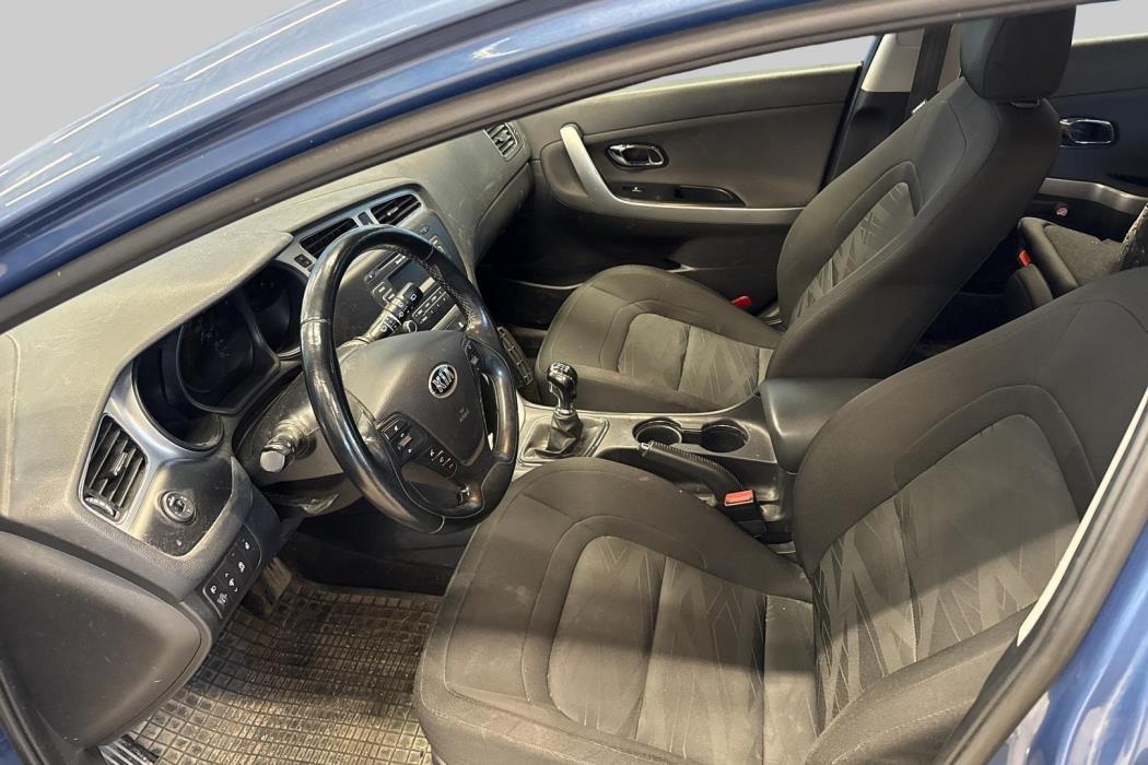 KIA cee'd 2013