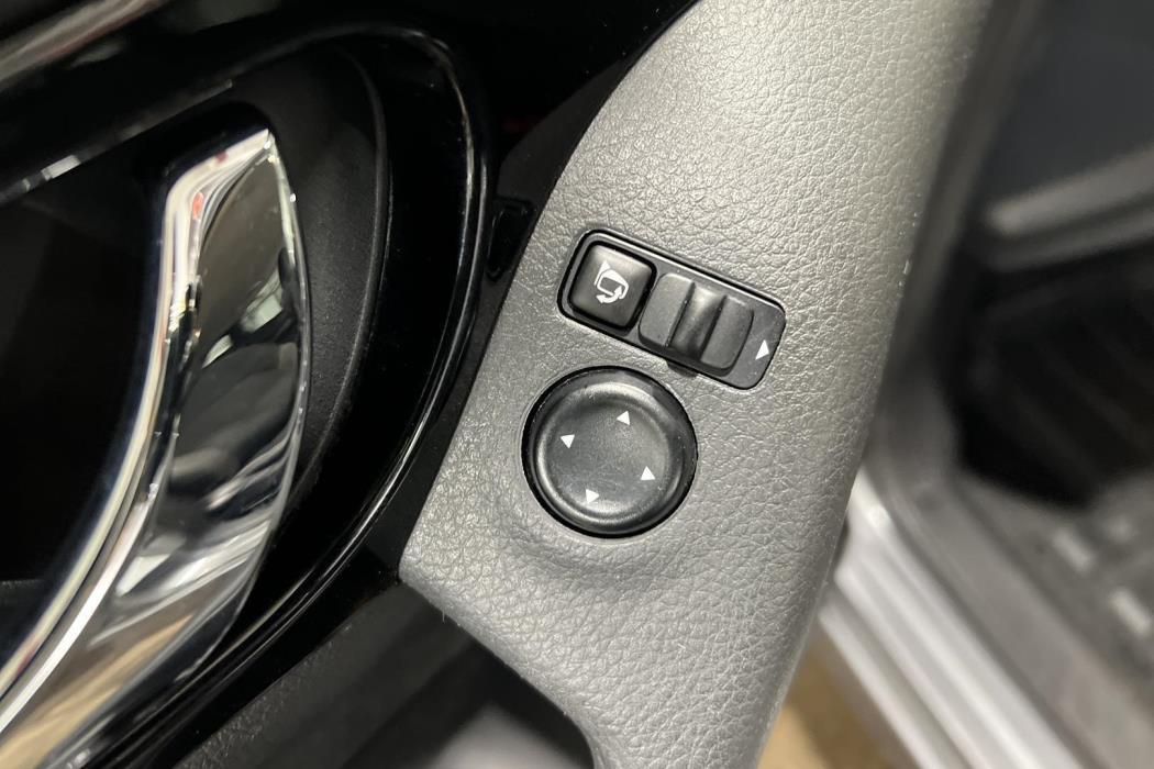 NISSAN Qashqai 2020