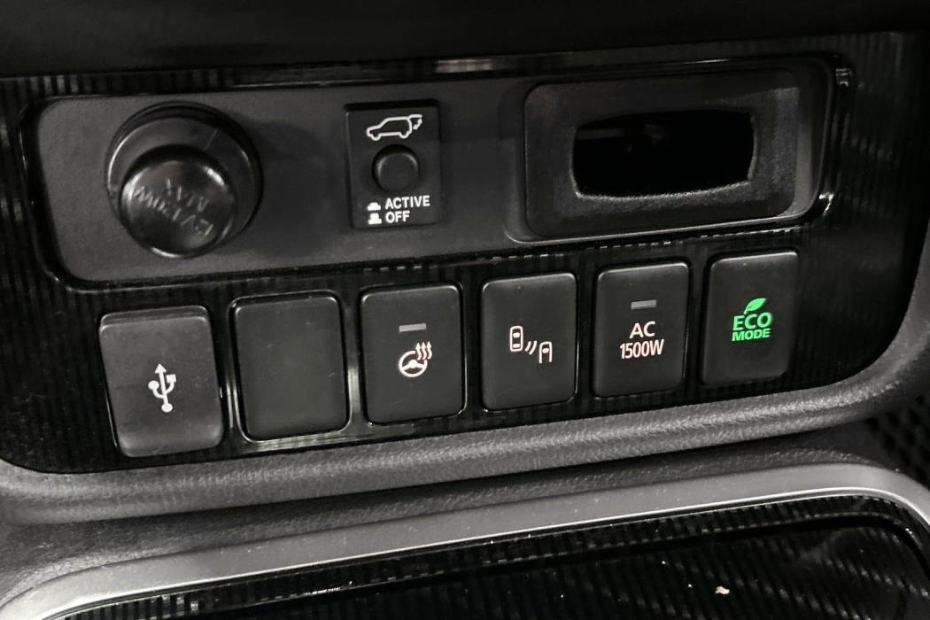 MITSUBISHI Outlander PHEV 2021