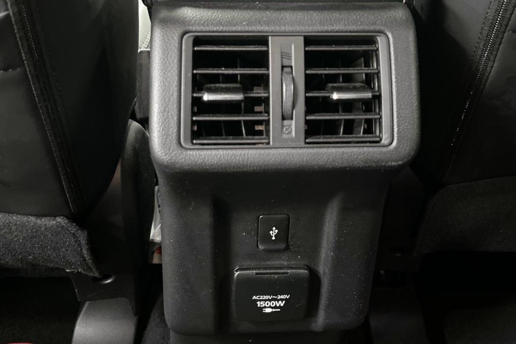 MITSUBISHI Outlander PHEV 2021