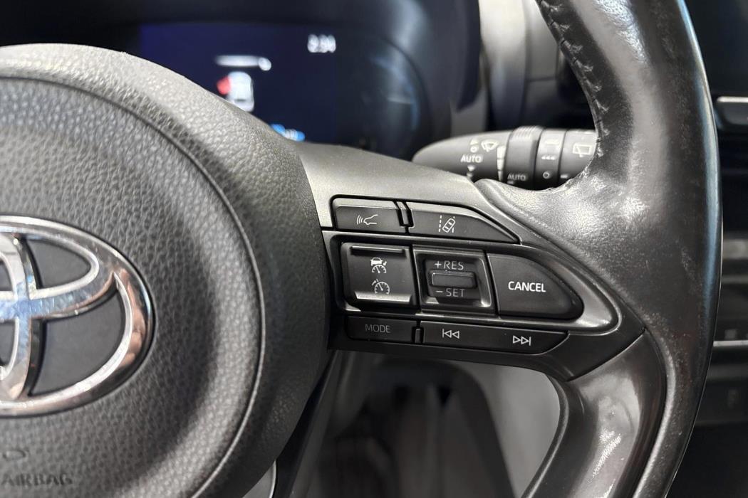 TOYOTA Yaris Cross 2022