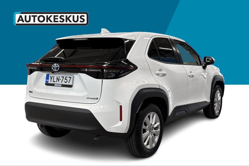 TOYOTA Yaris Cross 2022