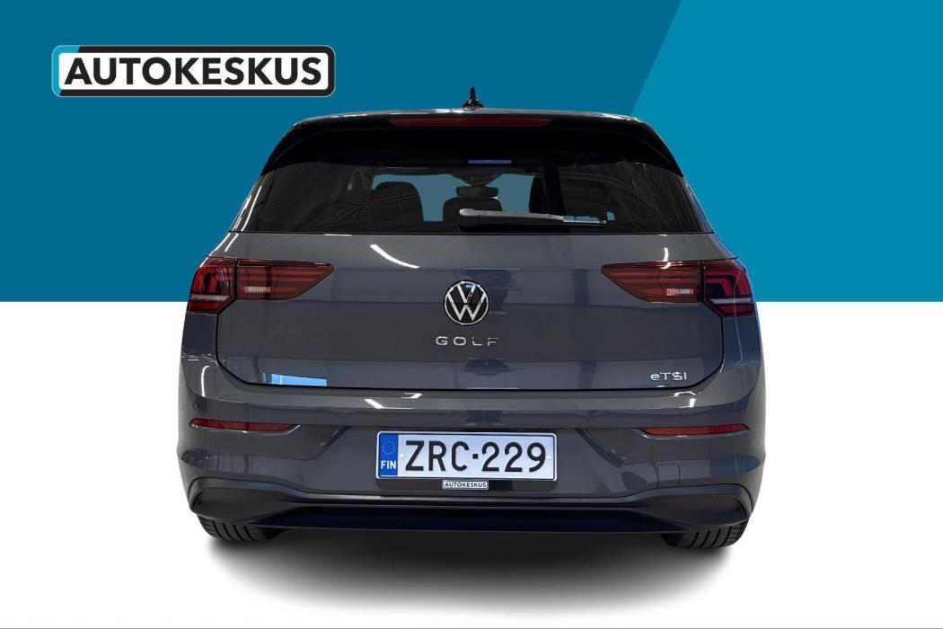 VOLKSWAGEN GOLF 2025