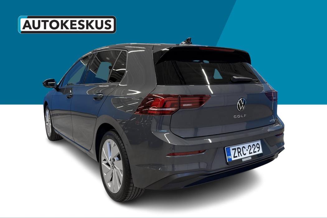 VOLKSWAGEN GOLF 2025