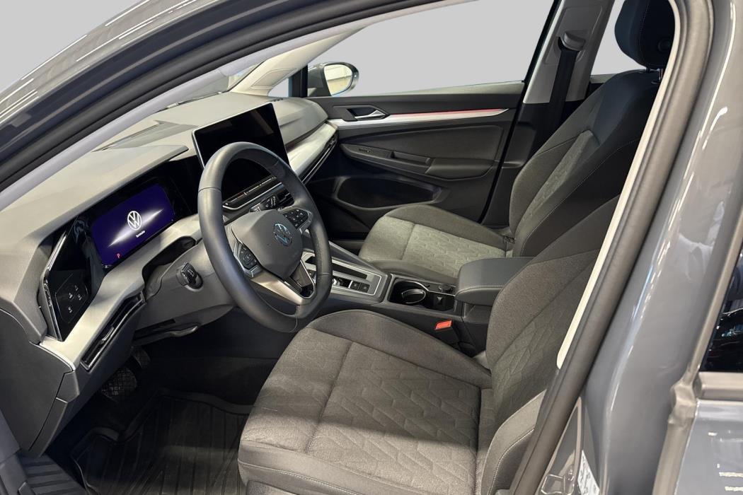VOLKSWAGEN GOLF 2025