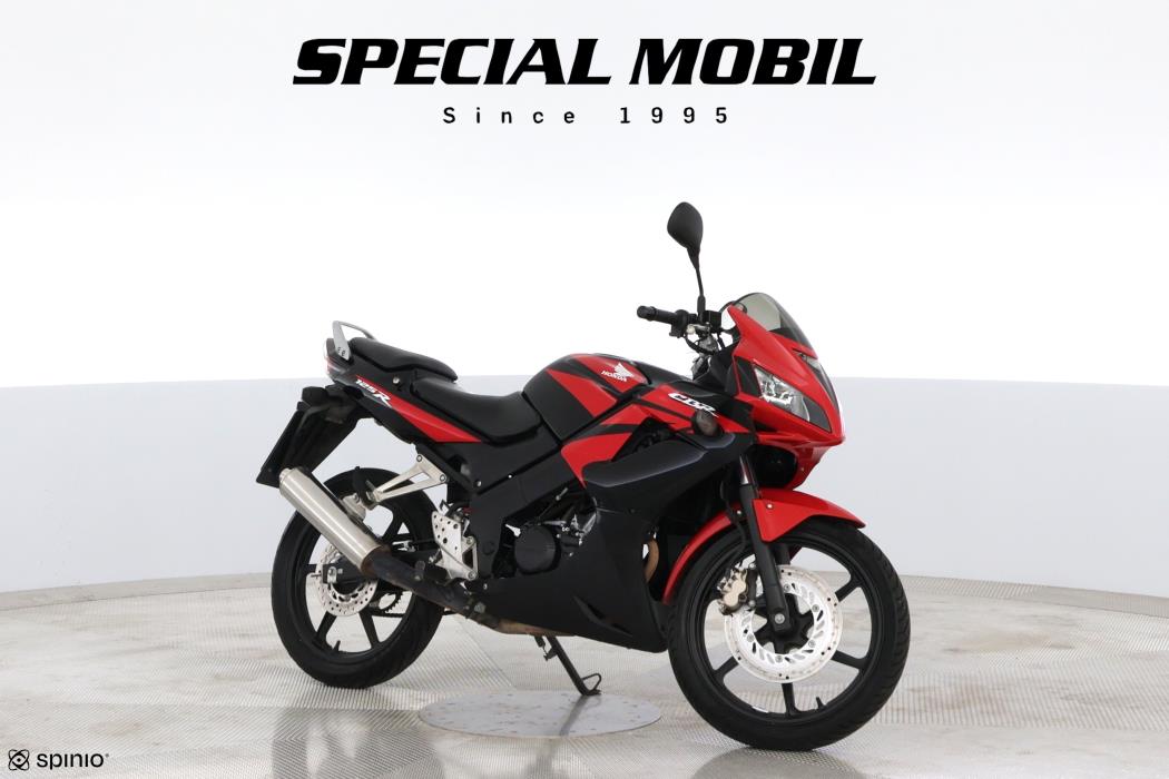 Honda CBR125R 2010