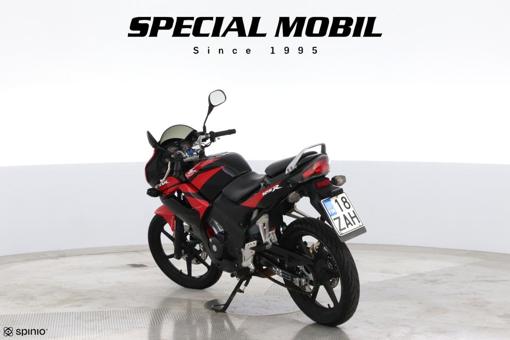 Honda CBR125R 2010