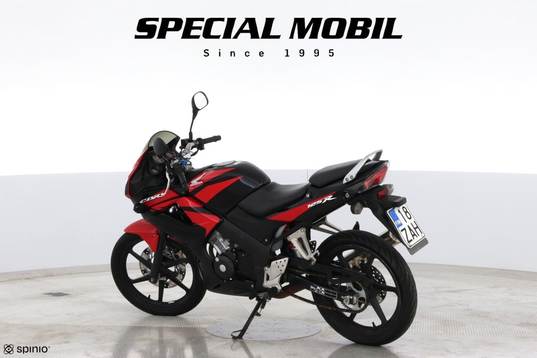 Honda CBR125R 2010