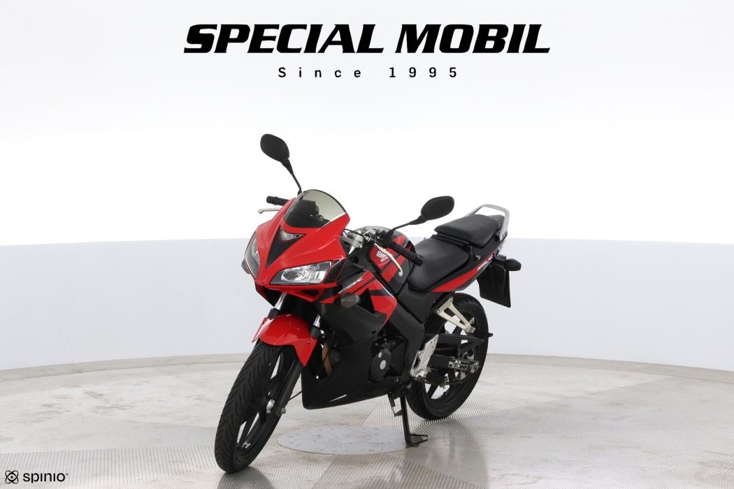 Honda CBR125R 2010