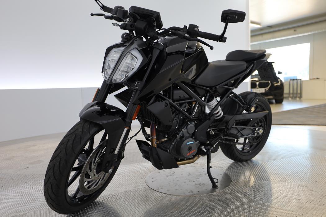 KTM 390 Duke 2021