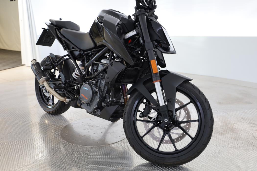 KTM 390 Duke 2021
